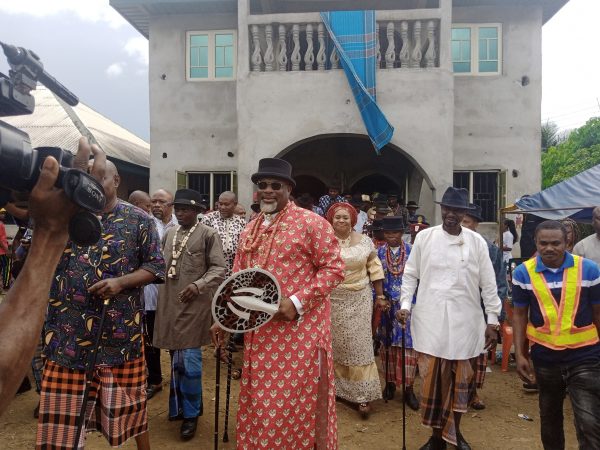 EMOHUA LOCAL GOVERNMENT EARMARKS OMKPOBA-IBAA ROAD FOR CONSTRUCTION